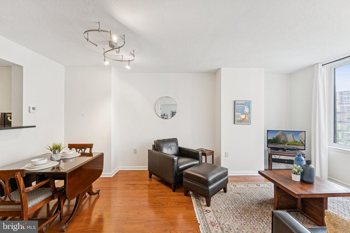 851 N GLEBE RD #718, ARLINGTON, Virginia 22203, 1 Bedroom Bedrooms, ,1 BathroomBathrooms,Residential,For sale,851 N GLEBE RD #718,VAAR2059854 MLS # VAAR2059854
