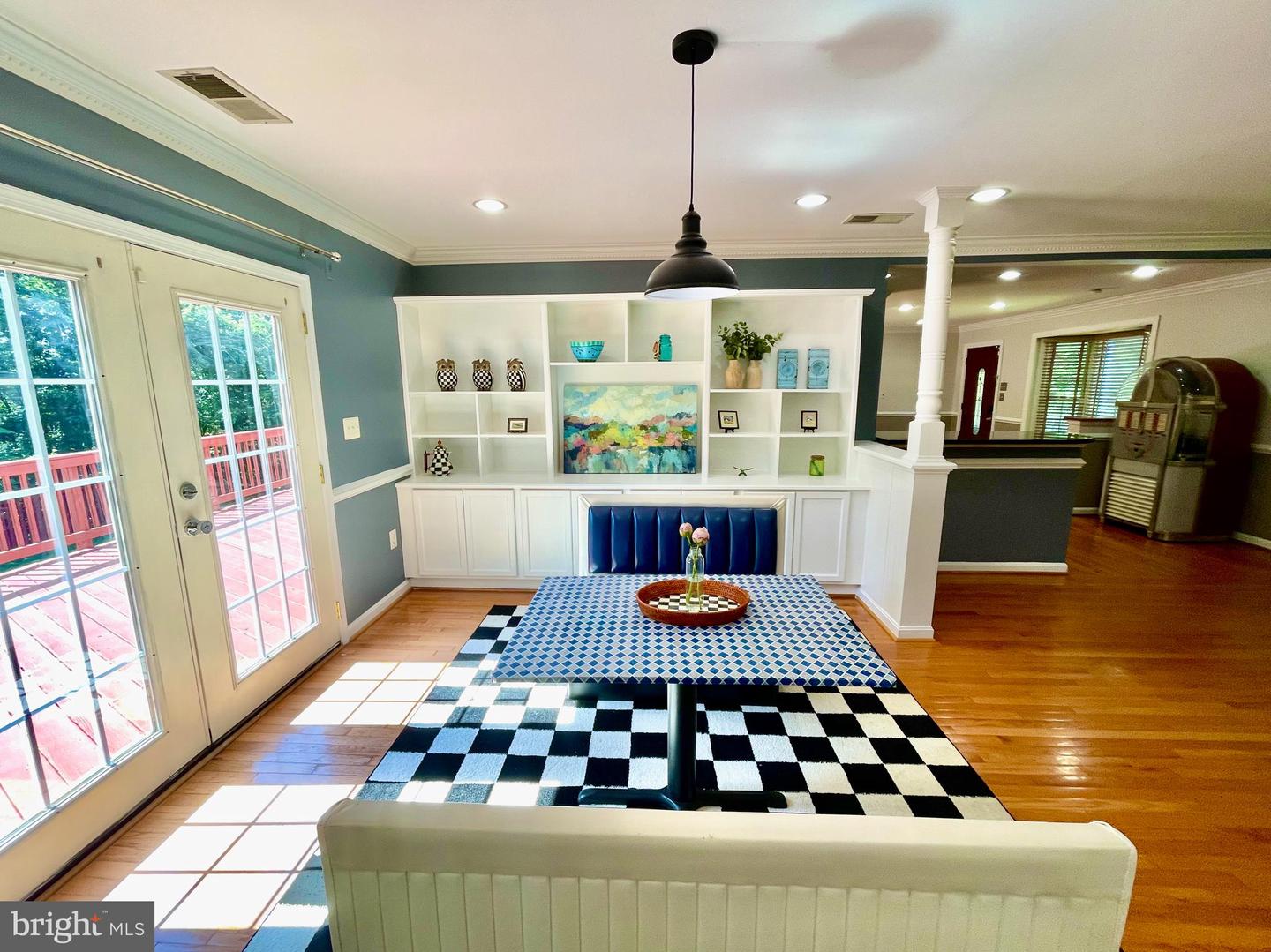 5722 LARPIN LN, ALEXANDRIA, Virginia 22310, 3 Bedrooms Bedrooms, ,3 BathroomsBathrooms,Residential,For sale,5722 LARPIN LN,VAFX2250638 MLS # VAFX2250638