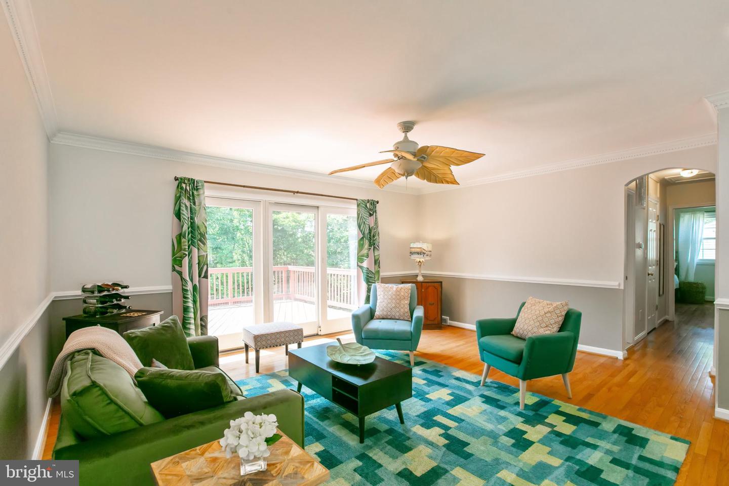 5722 LARPIN LN, ALEXANDRIA, Virginia 22310, 3 Bedrooms Bedrooms, ,3 BathroomsBathrooms,Residential,For sale,5722 LARPIN LN,VAFX2250638 MLS # VAFX2250638