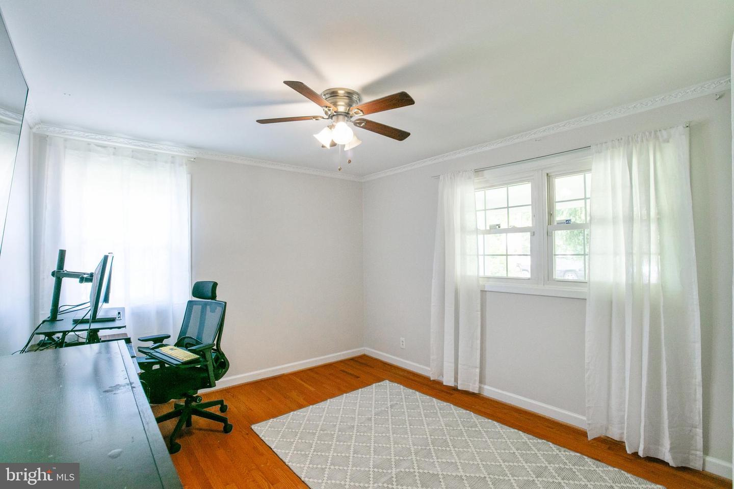 5722 LARPIN LN, ALEXANDRIA, Virginia 22310, 3 Bedrooms Bedrooms, ,3 BathroomsBathrooms,Residential,For sale,5722 LARPIN LN,VAFX2250638 MLS # VAFX2250638