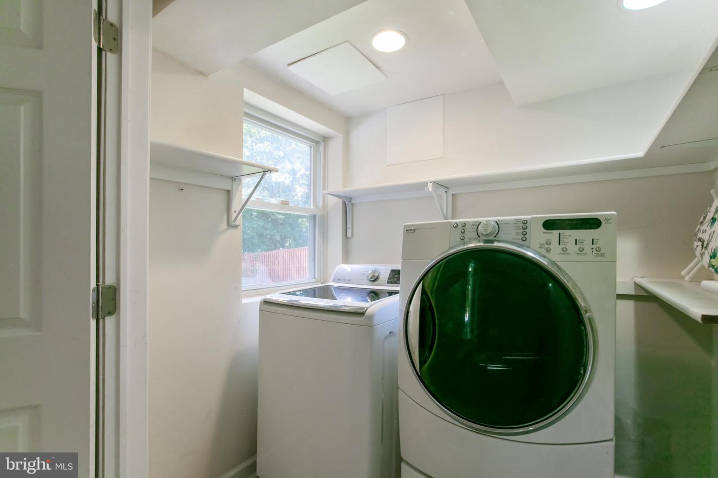 5722 LARPIN LN, ALEXANDRIA, Virginia 22310, 3 Bedrooms Bedrooms, ,3 BathroomsBathrooms,Residential,For sale,5722 LARPIN LN,VAFX2250638 MLS # VAFX2250638