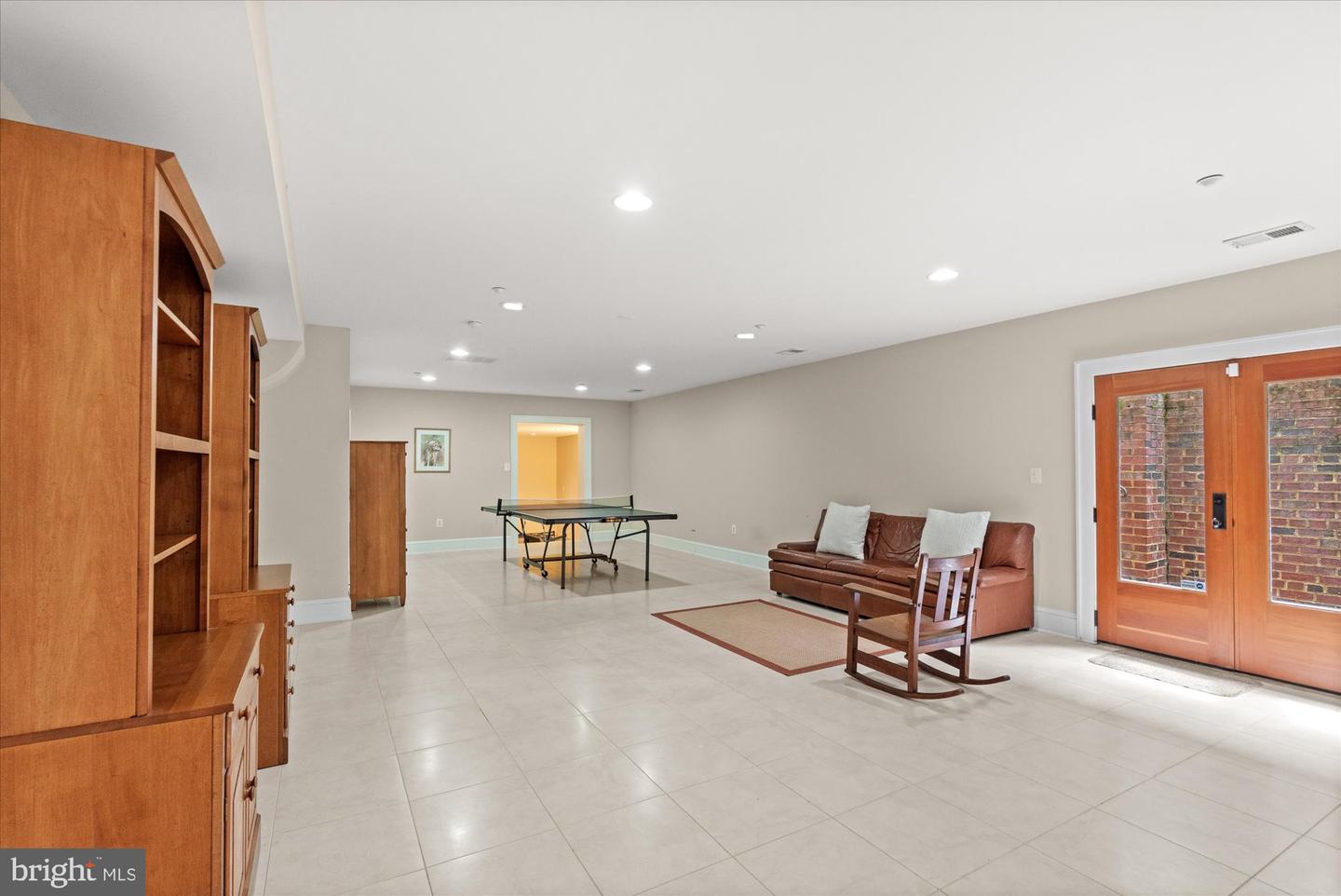 9 E WALNUT ST, ALEXANDRIA, Virginia 22301, 3 Bedrooms Bedrooms, ,3 BathroomsBathrooms,Residential,For sale,9 E WALNUT ST,VAAX2046918 MLS # VAAX2046918