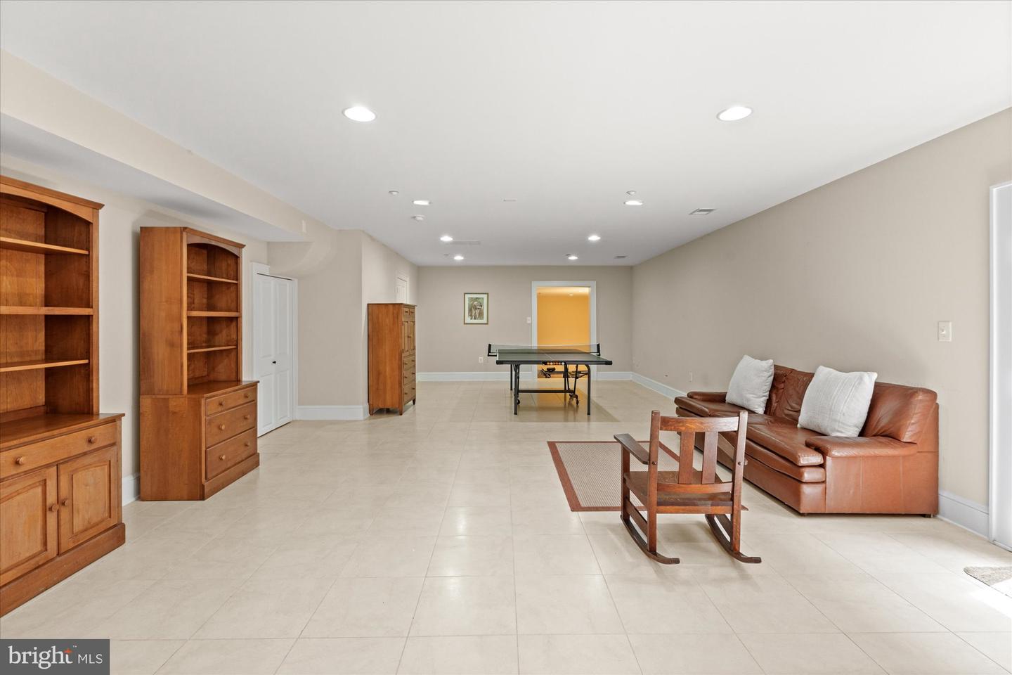 9 E WALNUT ST, ALEXANDRIA, Virginia 22301, 3 Bedrooms Bedrooms, ,3 BathroomsBathrooms,Residential,For sale,9 E WALNUT ST,VAAX2046918 MLS # VAAX2046918