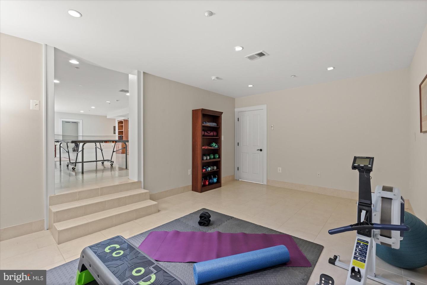 9 E WALNUT ST, ALEXANDRIA, Virginia 22301, 3 Bedrooms Bedrooms, ,3 BathroomsBathrooms,Residential,For sale,9 E WALNUT ST,VAAX2046918 MLS # VAAX2046918