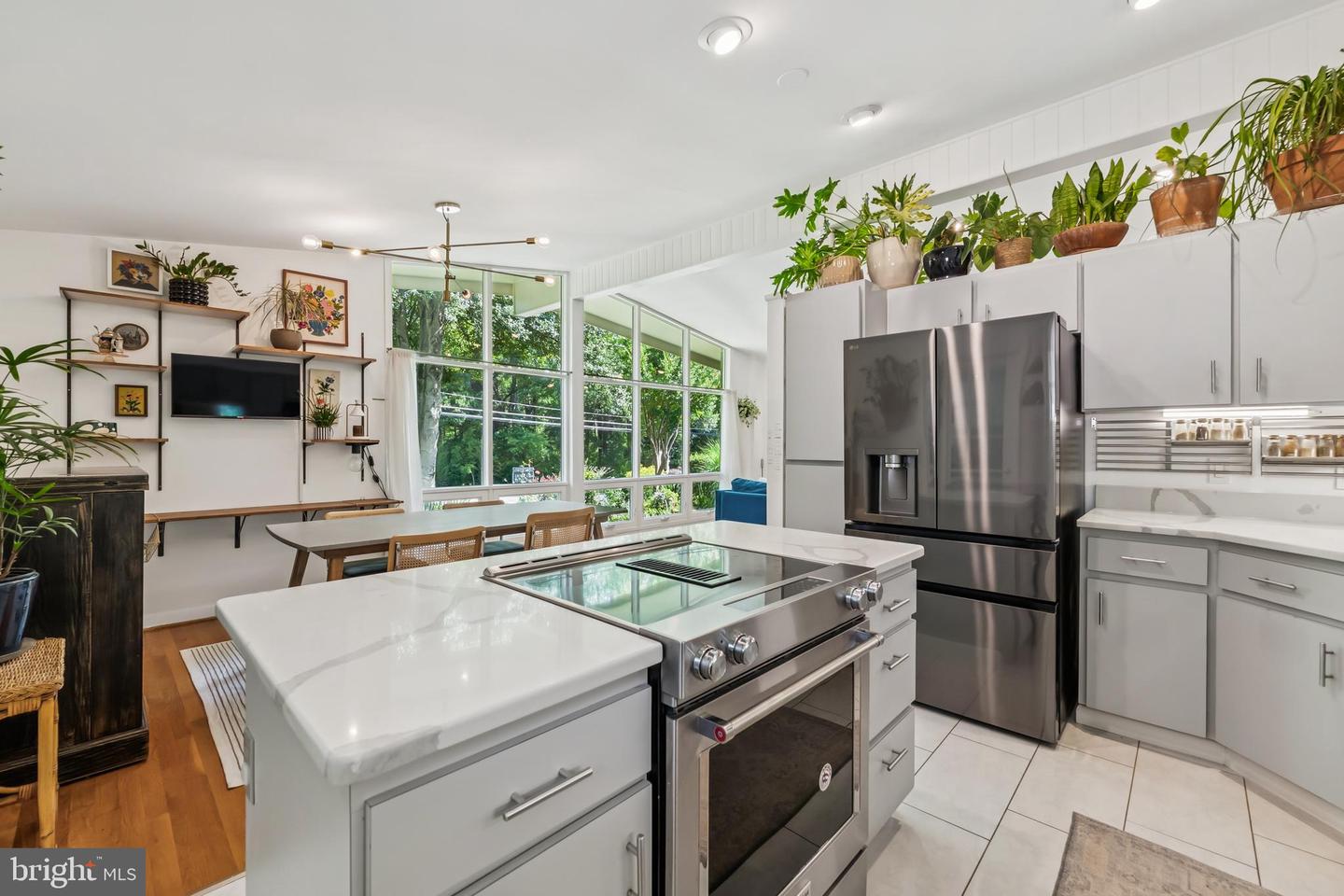 2307 SHERWOOD HALL LN, ALEXANDRIA, Virginia 22306, 4 Bedrooms Bedrooms, ,3 BathroomsBathrooms,Residential,For sale,2307 SHERWOOD HALL LN,VAFX2250642 MLS # VAFX2250642