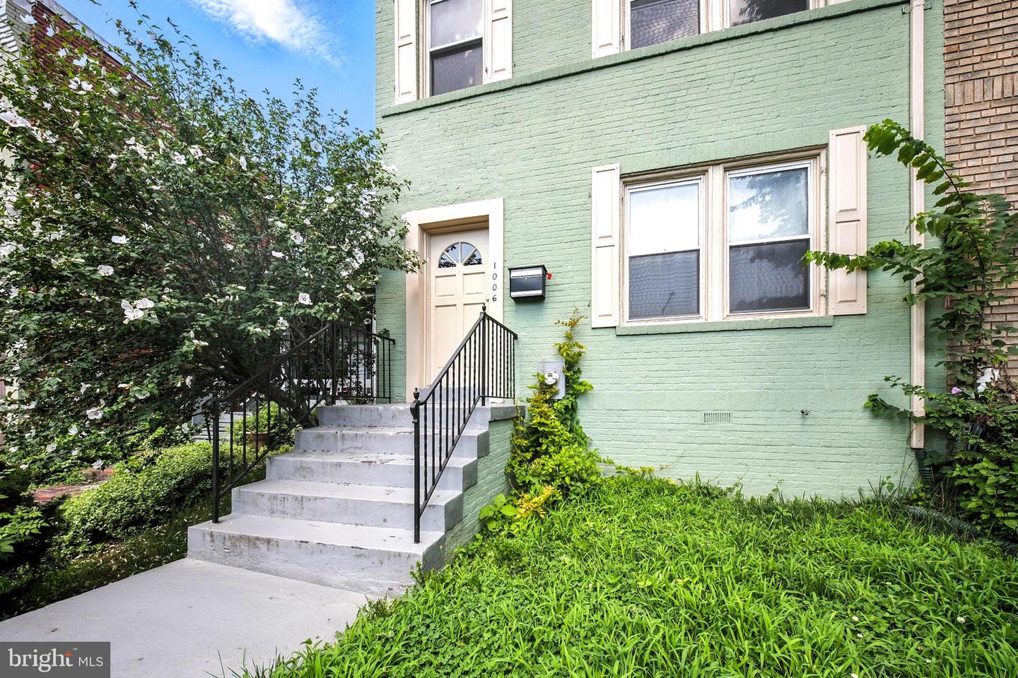 1006 4TH ST NE, WASHINGTON, District Of Columbia 20002, 4 Bedrooms Bedrooms, ,2 BathroomsBathrooms,Residential,For sale,1006 4TH ST NE,DCDC2207798 MLS # DCDC2207798