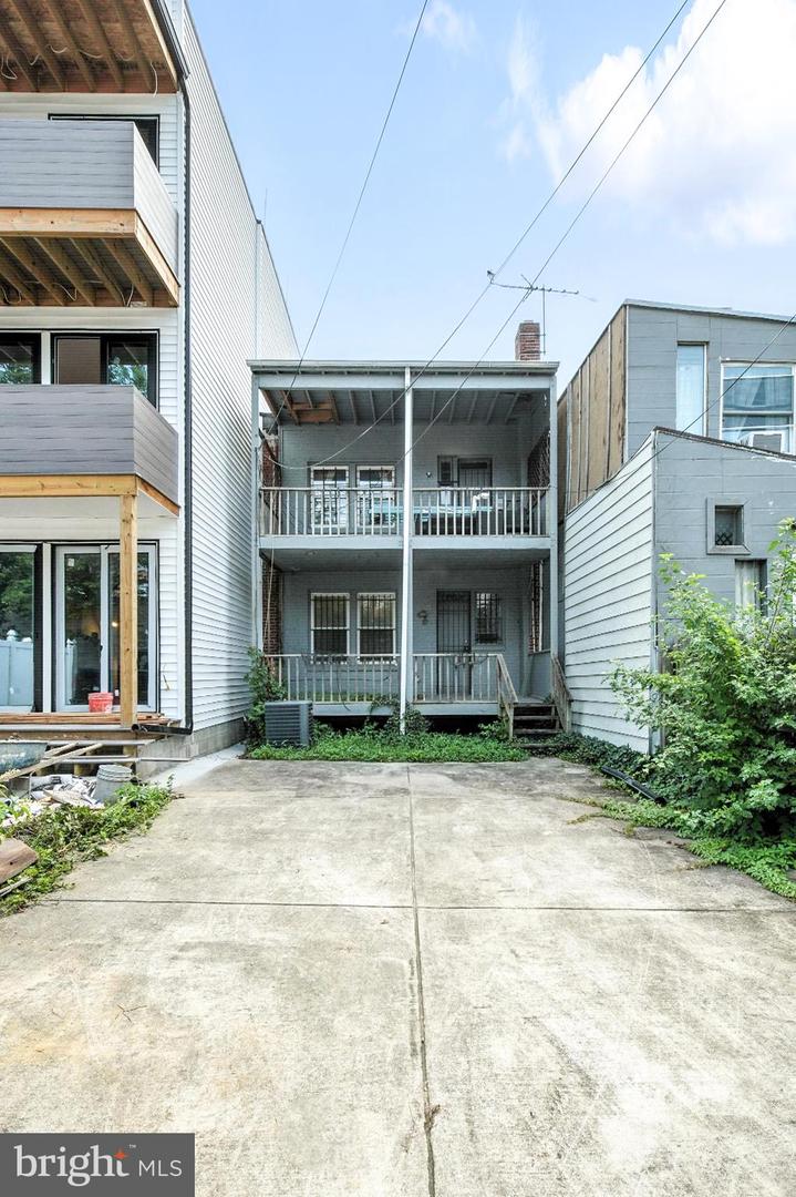 1006 4TH ST NE, WASHINGTON, District Of Columbia 20002, 4 Bedrooms Bedrooms, ,2 BathroomsBathrooms,Residential,For sale,1006 4TH ST NE,DCDC2207798 MLS # DCDC2207798