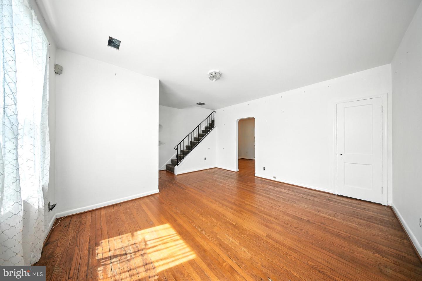 1006 4TH ST NE, WASHINGTON, District Of Columbia 20002, 4 Bedrooms Bedrooms, ,2 BathroomsBathrooms,Residential,For sale,1006 4TH ST NE,DCDC2207798 MLS # DCDC2207798