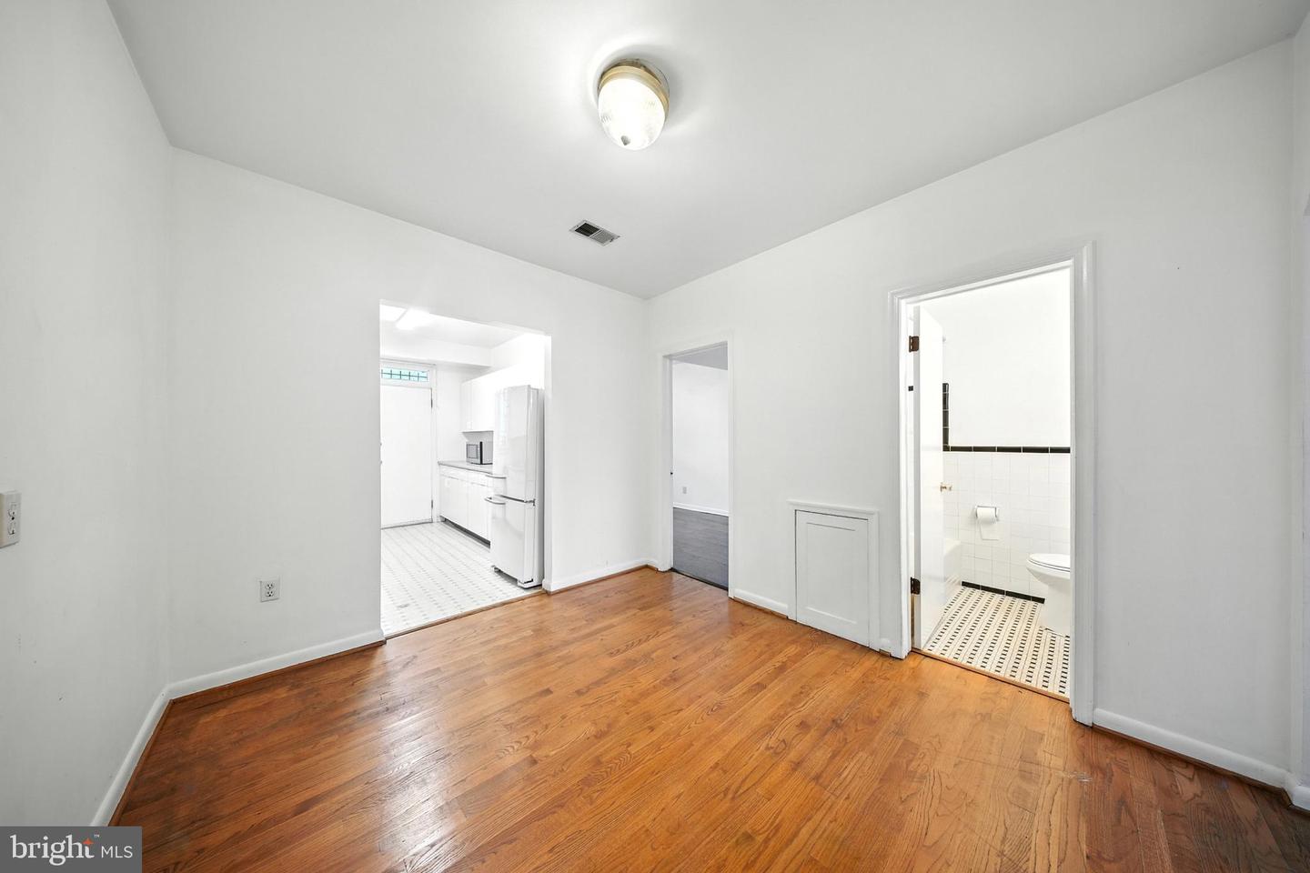 1006 4TH ST NE, WASHINGTON, District Of Columbia 20002, 4 Bedrooms Bedrooms, ,2 BathroomsBathrooms,Residential,For sale,1006 4TH ST NE,DCDC2207798 MLS # DCDC2207798