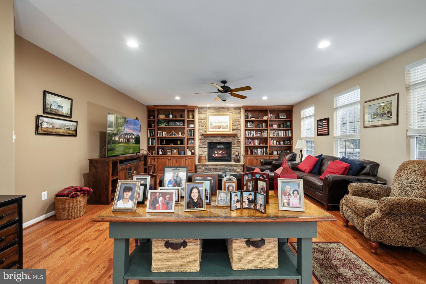 7508 EDINGTON DR, WARRENTON, Virginia 20187, 4 Bedrooms Bedrooms, ,3 BathroomsBathrooms,Residential,For sale,7508 EDINGTON DR,VAFQ2017194 MLS # VAFQ2017194