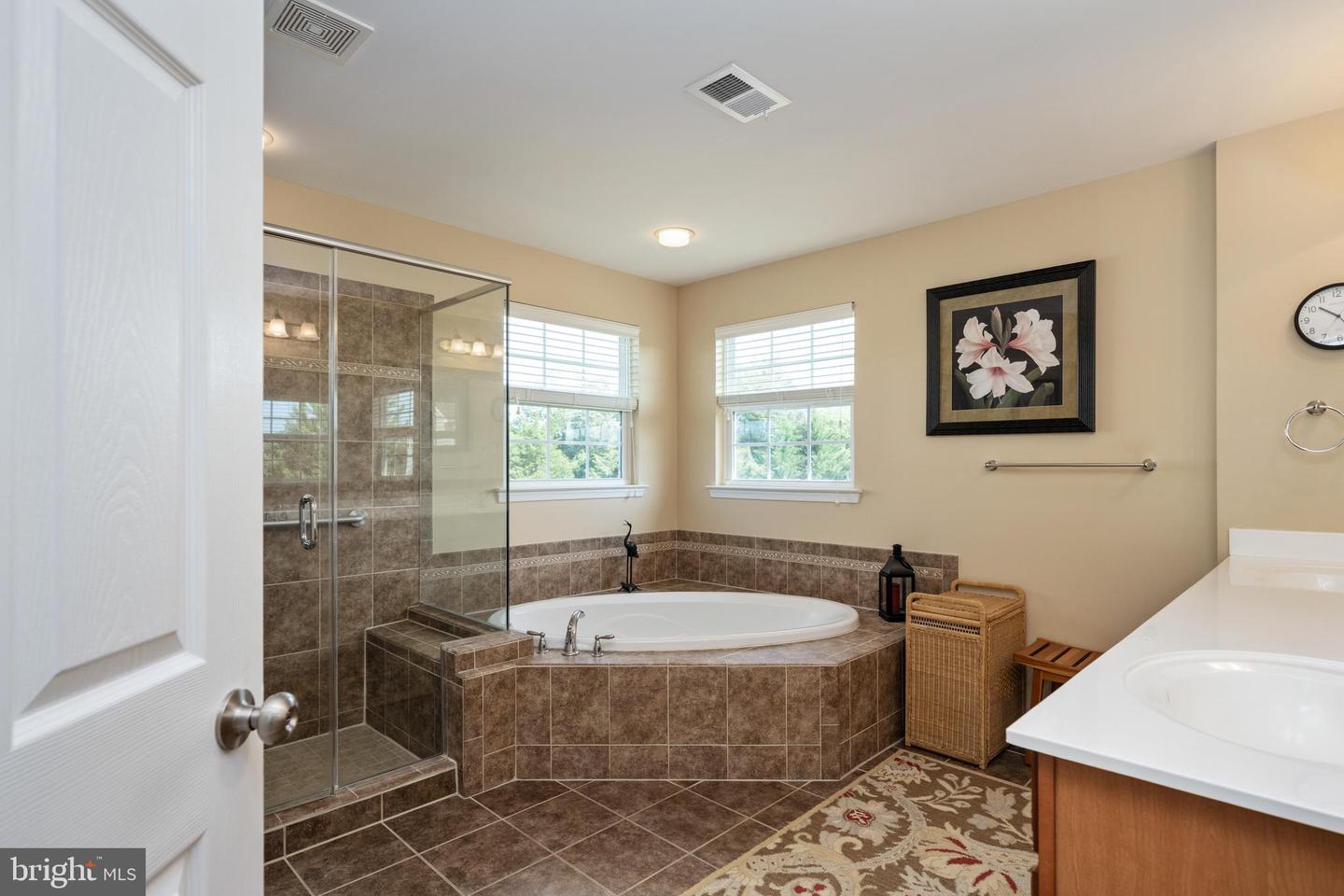7508 EDINGTON DR, WARRENTON, Virginia 20187, 4 Bedrooms Bedrooms, ,3 BathroomsBathrooms,Residential,For sale,7508 EDINGTON DR,VAFQ2017194 MLS # VAFQ2017194