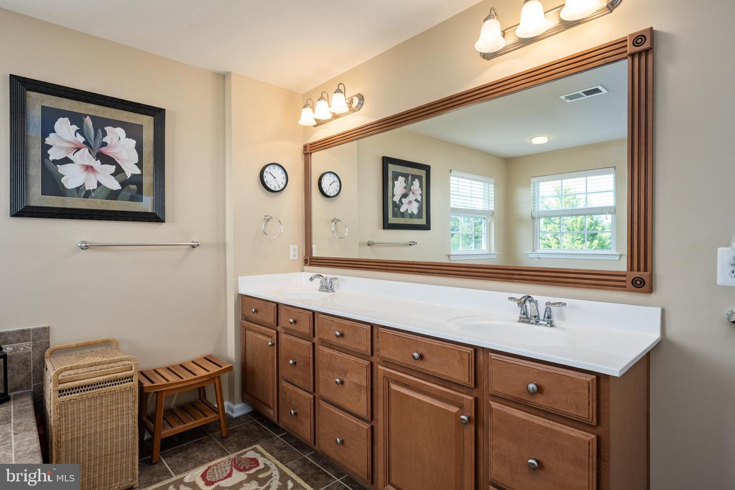7508 EDINGTON DR, WARRENTON, Virginia 20187, 4 Bedrooms Bedrooms, ,3 BathroomsBathrooms,Residential,For sale,7508 EDINGTON DR,VAFQ2017194 MLS # VAFQ2017194