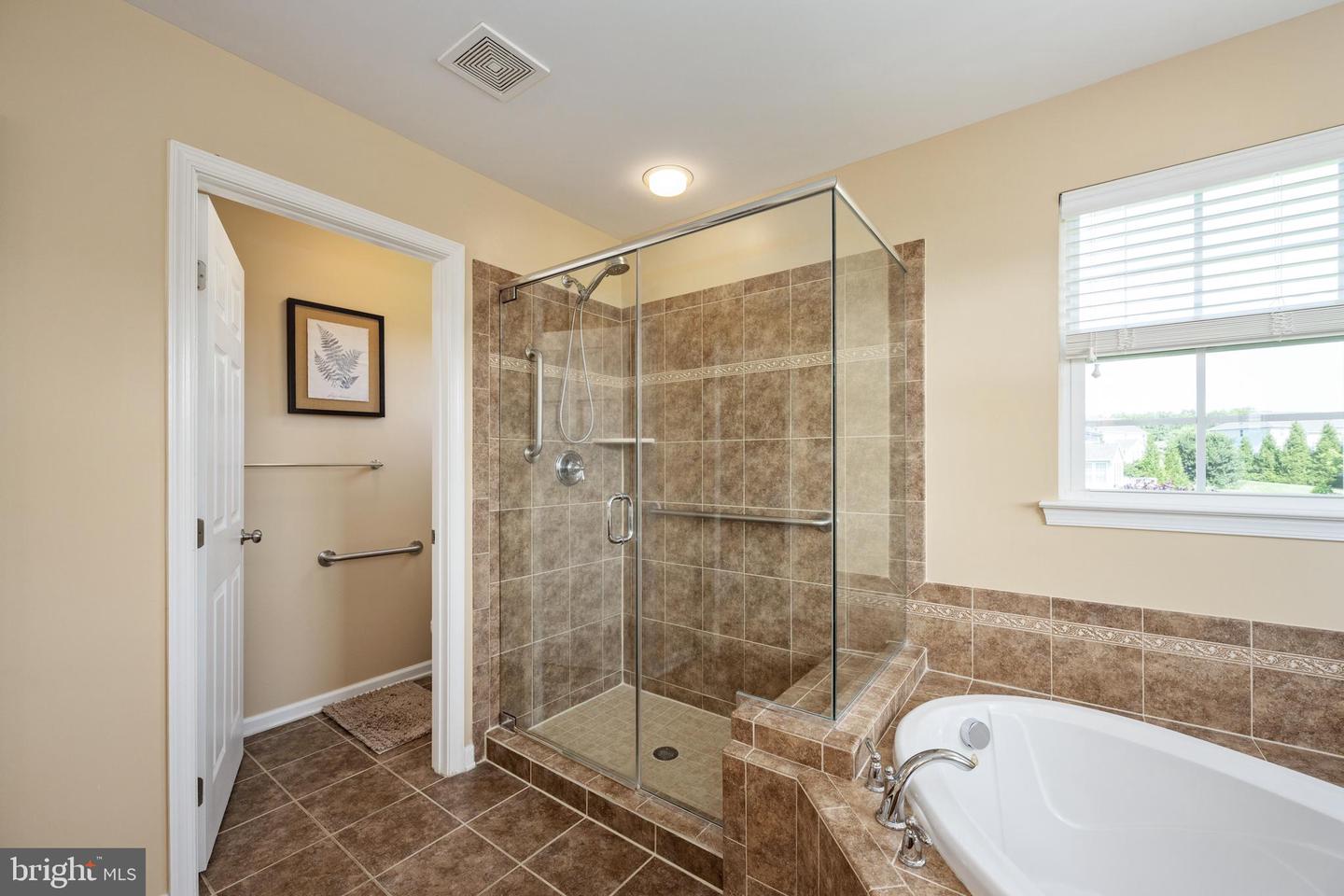 7508 EDINGTON DR, WARRENTON, Virginia 20187, 4 Bedrooms Bedrooms, ,3 BathroomsBathrooms,Residential,For sale,7508 EDINGTON DR,VAFQ2017194 MLS # VAFQ2017194