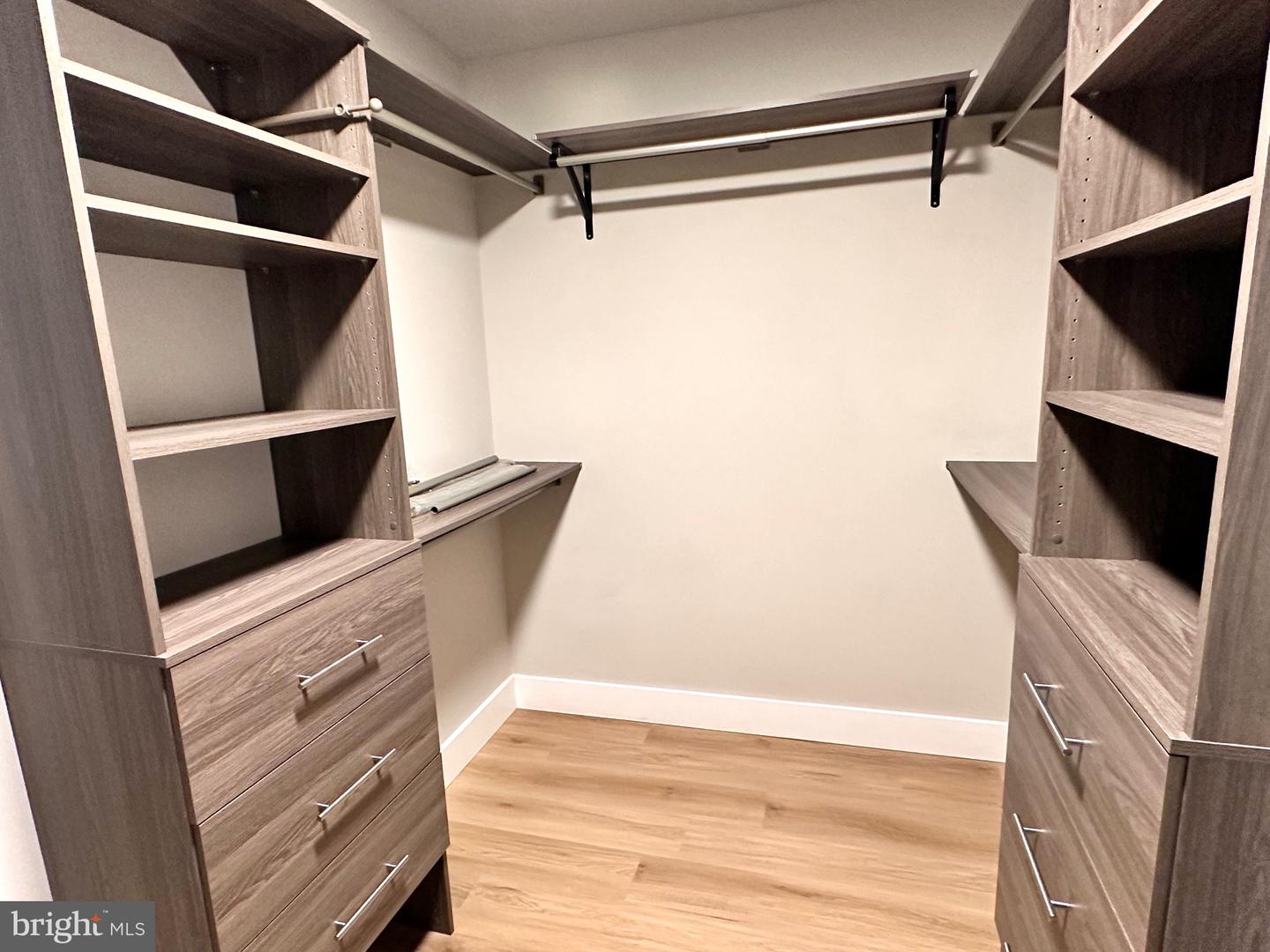 801 N FAIRFAX ST #318, ALEXANDRIA, Virginia 22314, 2 Bedrooms Bedrooms, ,2 BathroomsBathrooms,Residential,For sale,801 N FAIRFAX ST #318,VAAX2046924 MLS # VAAX2046924