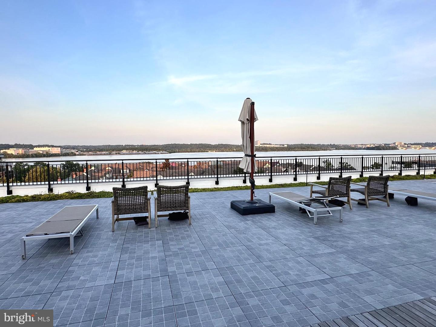 801 N FAIRFAX ST #318, ALEXANDRIA, Virginia 22314, 2 Bedrooms Bedrooms, ,2 BathroomsBathrooms,Residential,For sale,801 N FAIRFAX ST #318,VAAX2046924 MLS # VAAX2046924