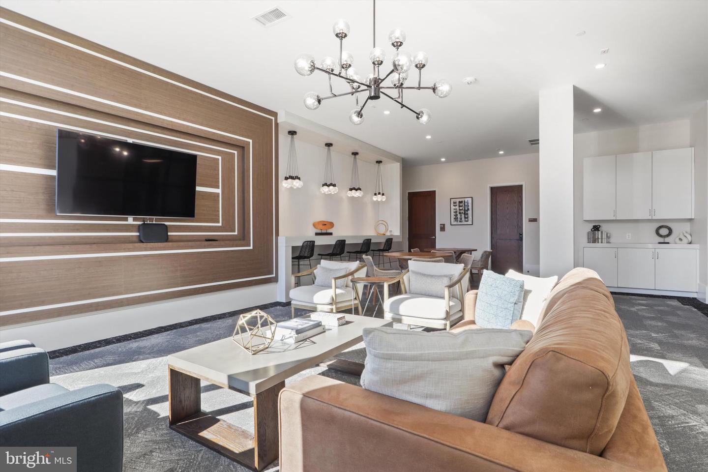 801 N FAIRFAX ST #318, ALEXANDRIA, Virginia 22314, 2 Bedrooms Bedrooms, ,2 BathroomsBathrooms,Residential,For sale,801 N FAIRFAX ST #318,VAAX2046924 MLS # VAAX2046924