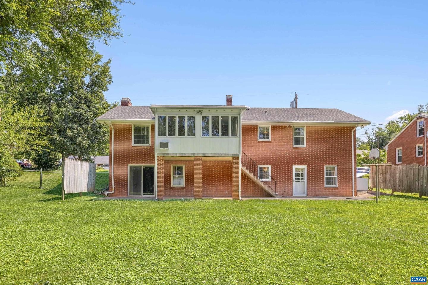 608 DAVIS AVE, CHARLOTTESVILLE, Virginia 22901, 3 Bedrooms Bedrooms, ,3 BathroomsBathrooms,Residential,For sale,608 DAVIS AVE,666120 MLS # 666120