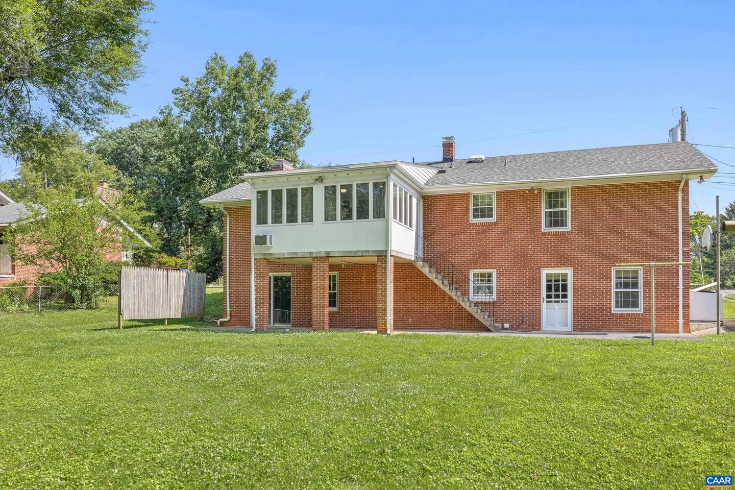 608 DAVIS AVE, CHARLOTTESVILLE, Virginia 22901, 3 Bedrooms Bedrooms, ,3 BathroomsBathrooms,Residential,For sale,608 DAVIS AVE,666120 MLS # 666120