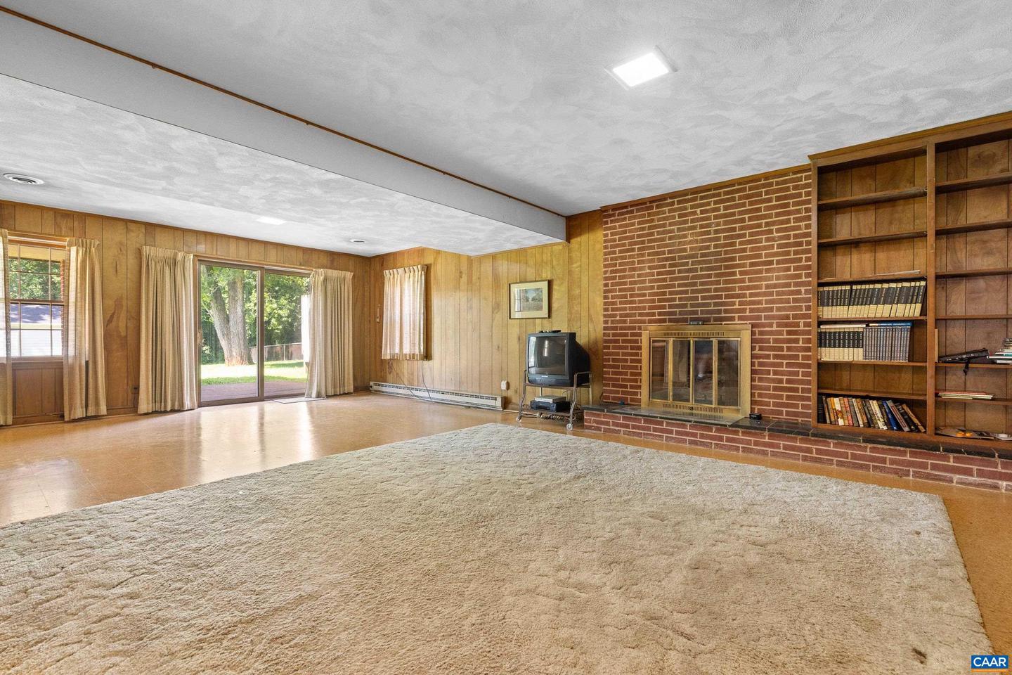 608 DAVIS AVE, CHARLOTTESVILLE, Virginia 22901, 3 Bedrooms Bedrooms, ,3 BathroomsBathrooms,Residential,For sale,608 DAVIS AVE,666120 MLS # 666120