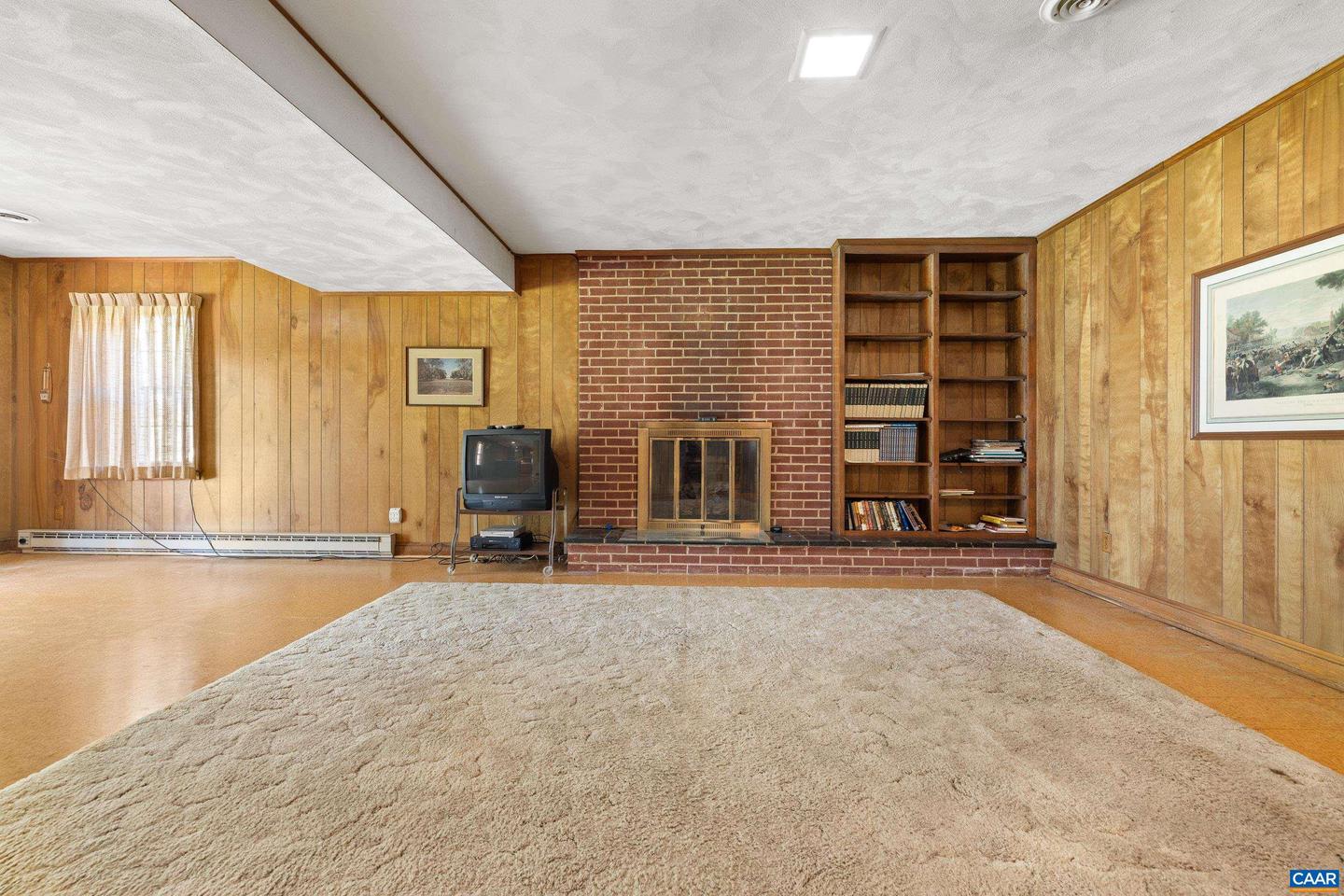 608 DAVIS AVE, CHARLOTTESVILLE, Virginia 22901, 3 Bedrooms Bedrooms, ,3 BathroomsBathrooms,Residential,For sale,608 DAVIS AVE,666120 MLS # 666120