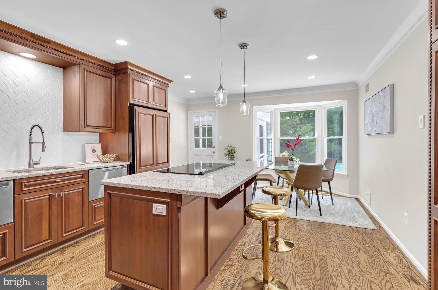 9508 FERRY HARBOUR CT, ALEXANDRIA, Virginia 22309, 6 Bedrooms Bedrooms, ,3 BathroomsBathrooms,Residential,For sale,9508 FERRY HARBOUR CT,VAFX2218874 MLS # VAFX2218874