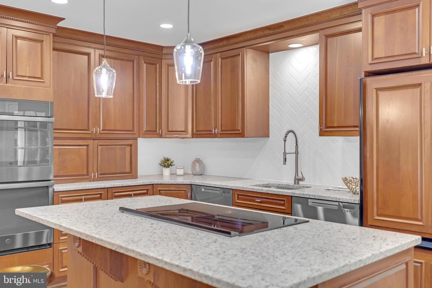 9508 FERRY HARBOUR CT, ALEXANDRIA, Virginia 22309, 6 Bedrooms Bedrooms, ,3 BathroomsBathrooms,Residential,For sale,9508 FERRY HARBOUR CT,VAFX2218874 MLS # VAFX2218874