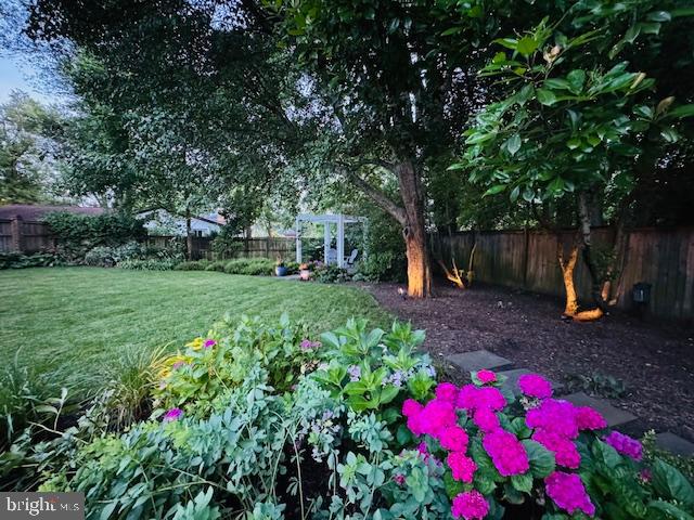 9508 FERRY HARBOUR CT, ALEXANDRIA, Virginia 22309, 6 Bedrooms Bedrooms, ,3 BathroomsBathrooms,Residential,For sale,9508 FERRY HARBOUR CT,VAFX2218874 MLS # VAFX2218874
