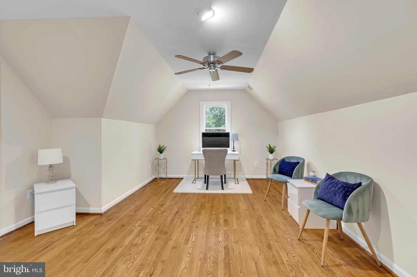9508 FERRY HARBOUR CT, ALEXANDRIA, Virginia 22309, 6 Bedrooms Bedrooms, ,3 BathroomsBathrooms,Residential,For sale,9508 FERRY HARBOUR CT,VAFX2218874 MLS # VAFX2218874