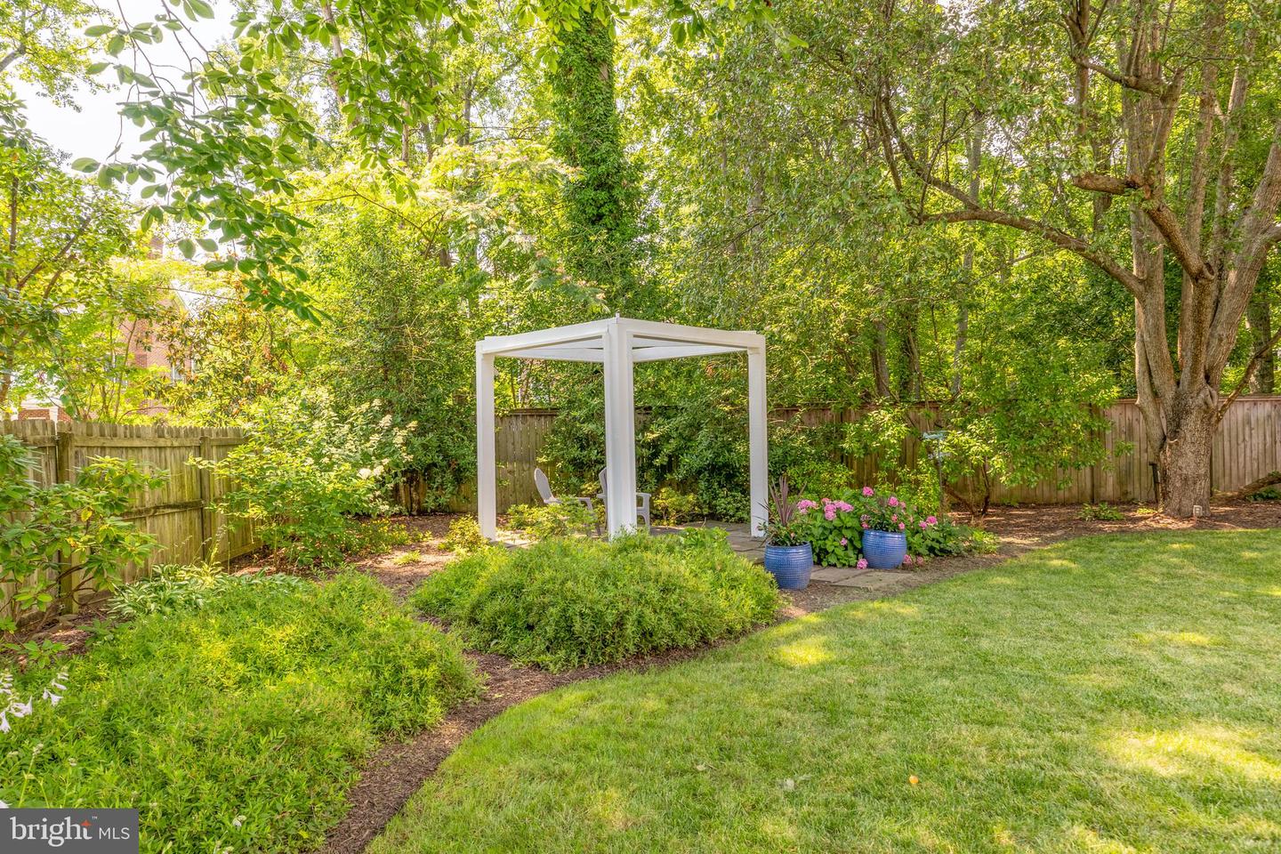 9508 FERRY HARBOUR CT, ALEXANDRIA, Virginia 22309, 6 Bedrooms Bedrooms, ,3 BathroomsBathrooms,Residential,For sale,9508 FERRY HARBOUR CT,VAFX2218874 MLS # VAFX2218874