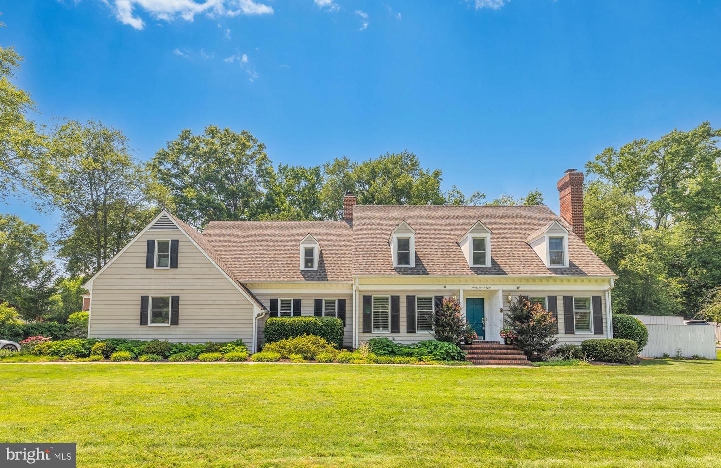 9508 FERRY HARBOUR CT, ALEXANDRIA, Virginia 22309, 6 Bedrooms Bedrooms, ,3 BathroomsBathrooms,Residential,For sale,9508 FERRY HARBOUR CT,VAFX2218874 MLS # VAFX2218874