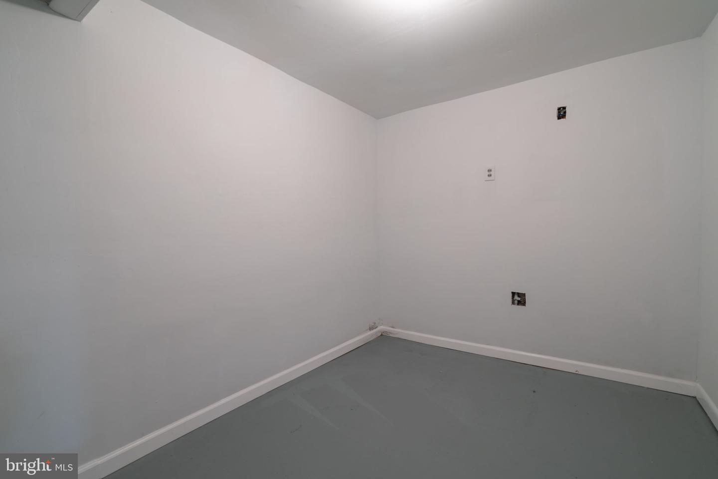 4603 PICOT RD, ALEXANDRIA, Virginia 22310, 4 Bedrooms Bedrooms, ,2 BathroomsBathrooms,Residential,For sale,4603 PICOT RD,VAFX2222550 MLS # VAFX2222550