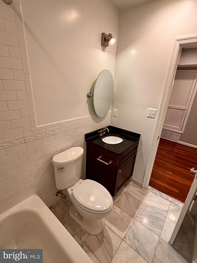 2504 22ND ST NE #6, WASHINGTON, District Of Columbia 20018, 1 Bedroom Bedrooms, ,1 BathroomBathrooms,Residential,For sale,2504 22ND ST NE #6,DCDC2188116 MLS # DCDC2188116