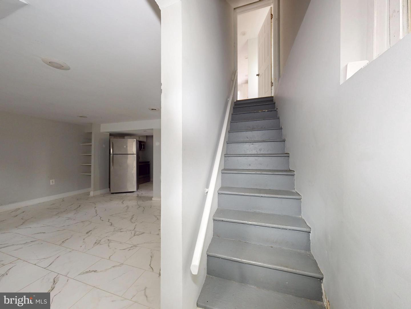 2822 LORCOM LN, ARLINGTON, Virginia 22207, 3 Bedrooms Bedrooms, ,3 BathroomsBathrooms,Residential,For sale,2822 LORCOM LN,VAAR2054248 MLS # VAAR2054248
