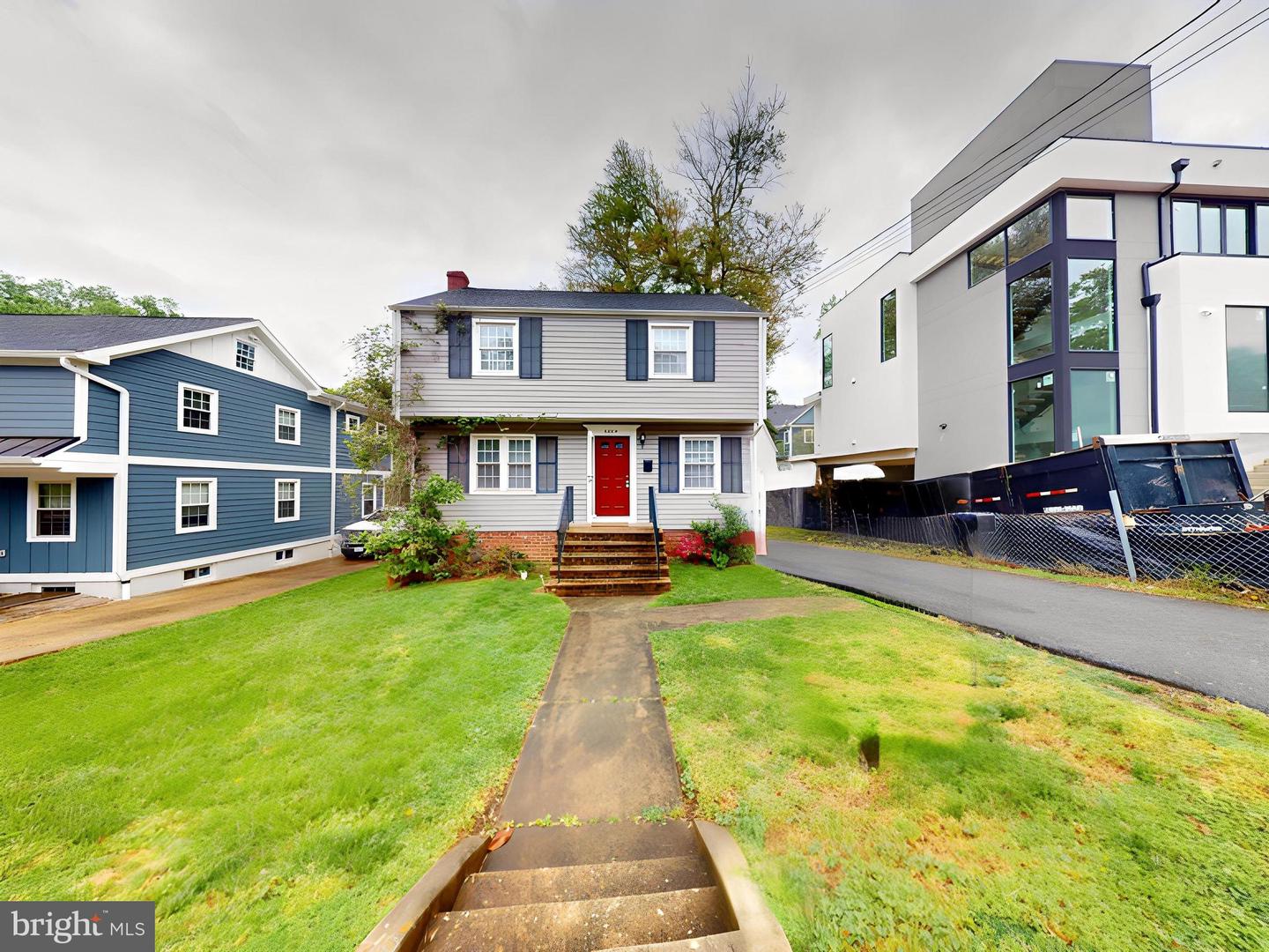 2822 LORCOM LN, ARLINGTON, Virginia 22207, 3 Bedrooms Bedrooms, ,3 BathroomsBathrooms,Residential,For sale,2822 LORCOM LN,VAAR2054248 MLS # VAAR2054248