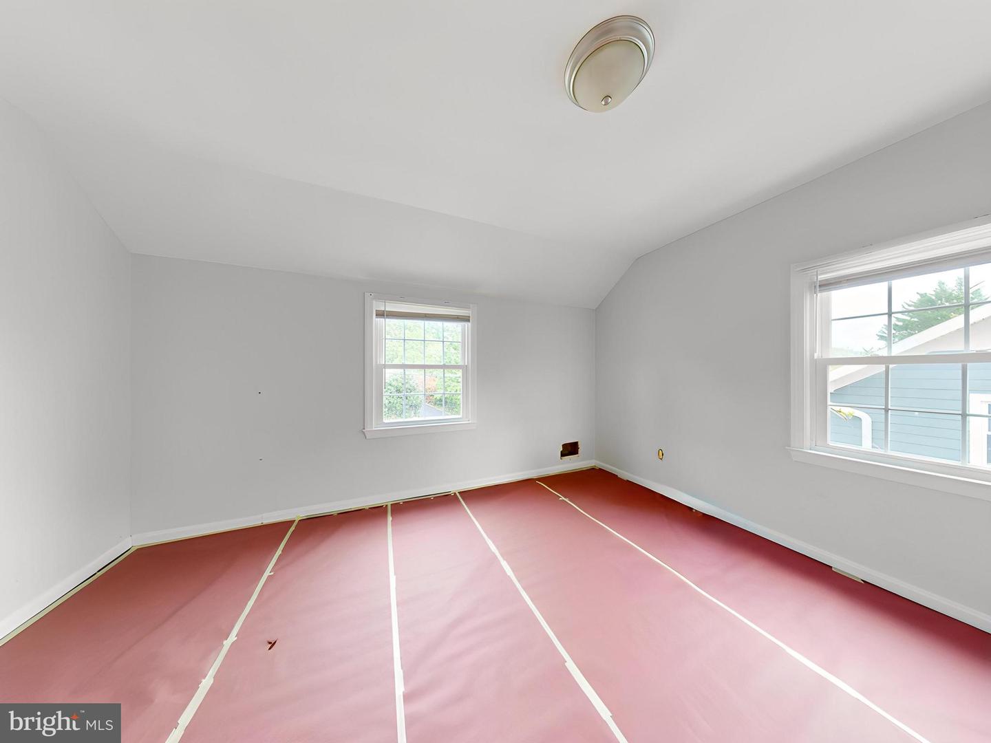 2822 LORCOM LN, ARLINGTON, Virginia 22207, 3 Bedrooms Bedrooms, ,3 BathroomsBathrooms,Residential,For sale,2822 LORCOM LN,VAAR2054248 MLS # VAAR2054248