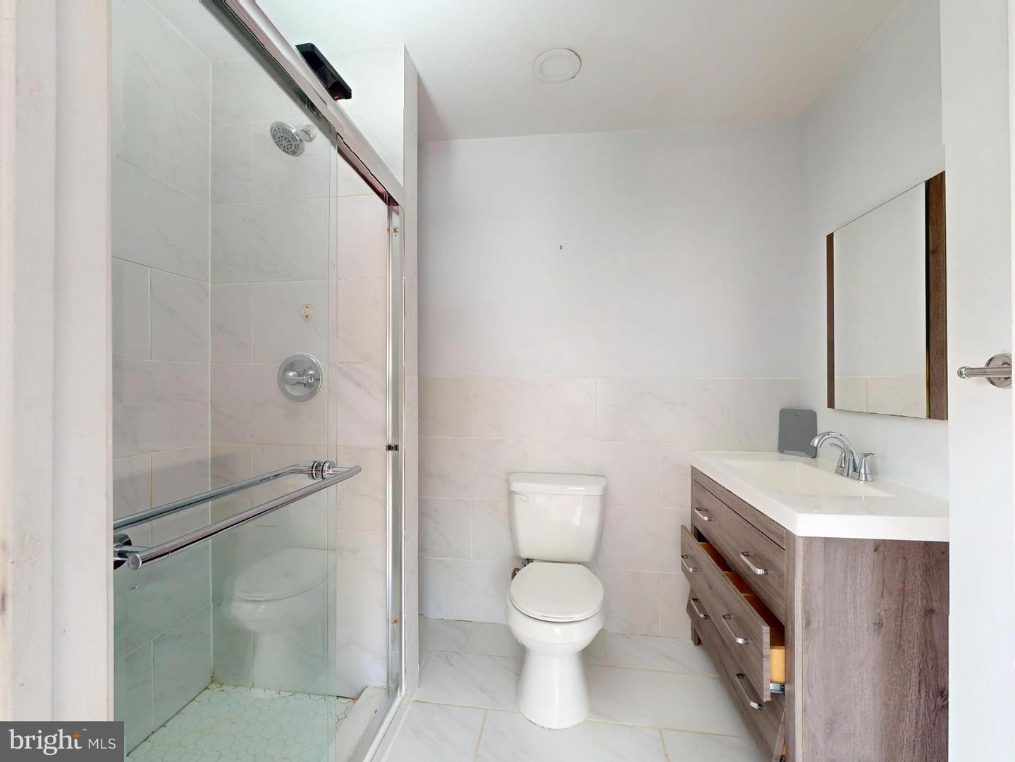 2822 LORCOM LN, ARLINGTON, Virginia 22207, 3 Bedrooms Bedrooms, ,3 BathroomsBathrooms,Residential,For sale,2822 LORCOM LN,VAAR2054248 MLS # VAAR2054248