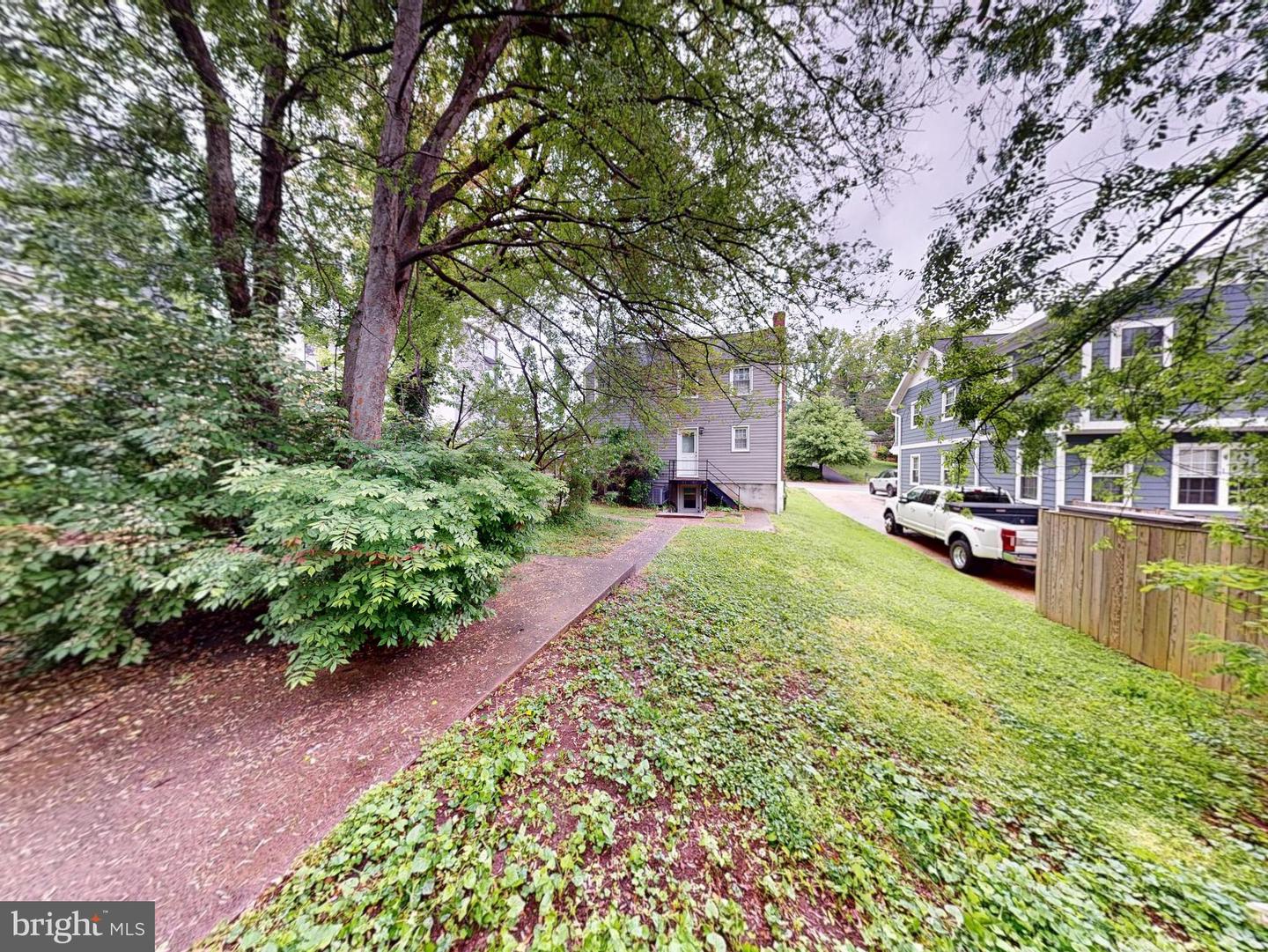 2822 LORCOM LN, ARLINGTON, Virginia 22207, 3 Bedrooms Bedrooms, ,3 BathroomsBathrooms,Residential,For sale,2822 LORCOM LN,VAAR2054248 MLS # VAAR2054248