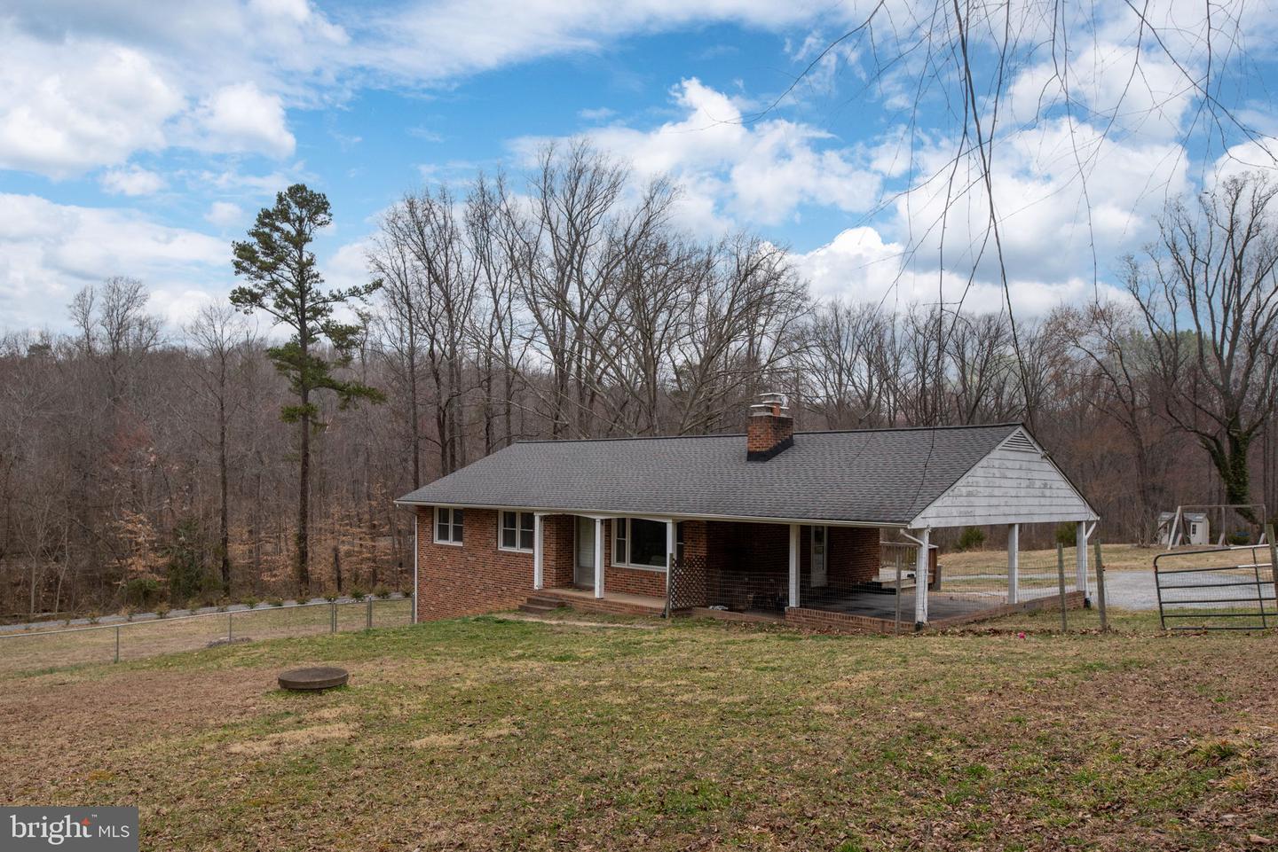 101 HARRELL RD, FREDERICKSBURG, Virginia 22405, 4 Bedrooms Bedrooms, ,2 BathroomsBathrooms,Residential,For sale,101 HARRELL RD,VAST2036834 MLS # VAST2036834