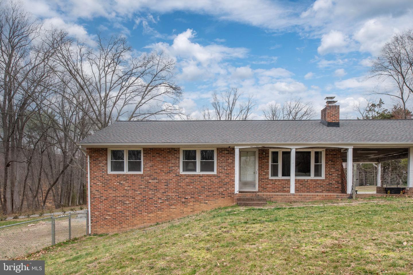 101 HARRELL RD, FREDERICKSBURG, Virginia 22405, 4 Bedrooms Bedrooms, ,2 BathroomsBathrooms,Residential,For sale,101 HARRELL RD,VAST2036834 MLS # VAST2036834