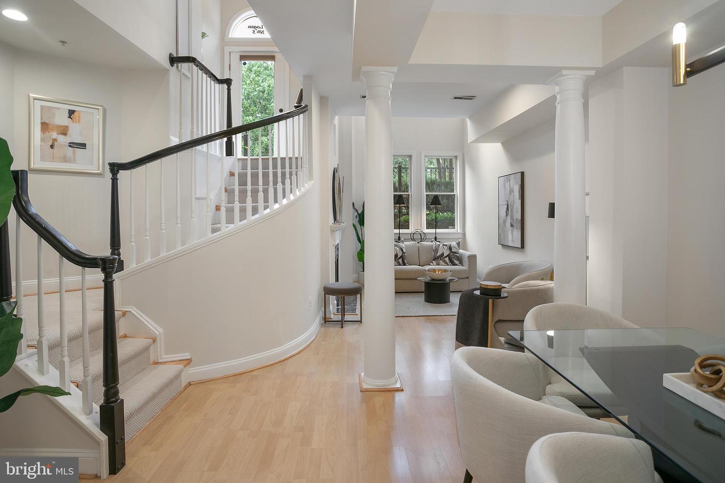 27 LOGAN CIR NW #5, WASHINGTON, District Of Columbia 20005, 3 Bedrooms Bedrooms, 8 Rooms Rooms,2 BathroomsBathrooms,Residential,For sale,27 LOGAN CIR NW #5,DCDC2191052 MLS # DCDC2191052