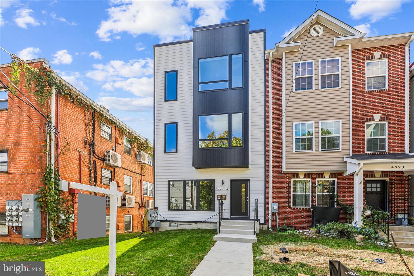 4923 1/2 A ST SE, WASHINGTON, District Of Columbia 20019, 5 Bedrooms Bedrooms, ,3 BathroomsBathrooms,Residential,For sale,4923 1/2 A ST SE,DCDC2191718 MLS # DCDC2191718