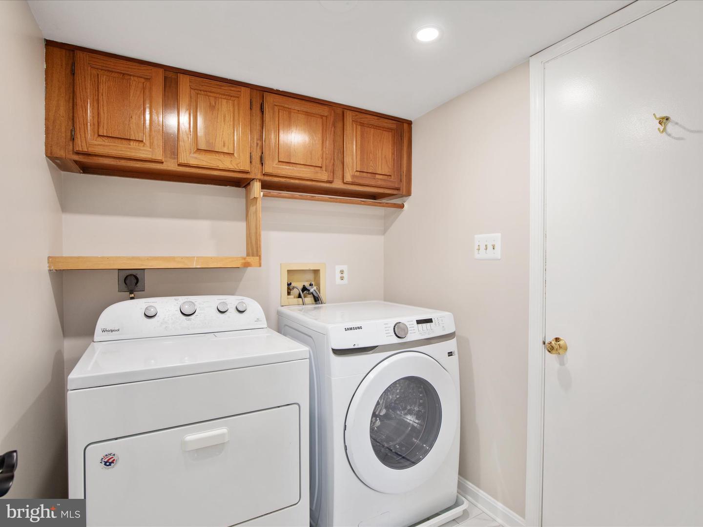 21 GRISWOLD CT, STERLING, Virginia 20165, 5 Bedrooms Bedrooms, ,3 BathroomsBathrooms,Residential,For sale,21 GRISWOLD CT,VALO2092138 MLS # VALO2092138