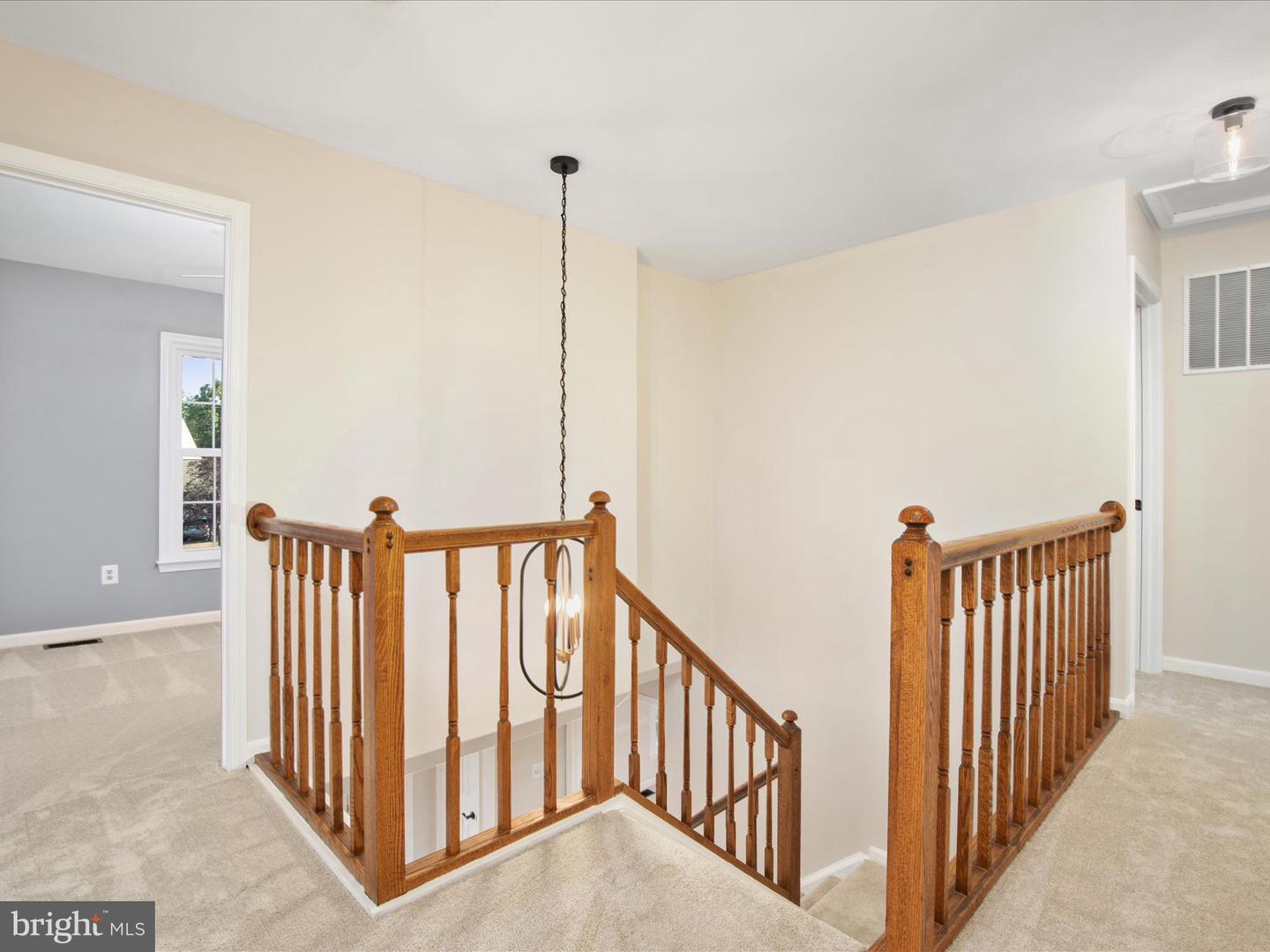 21 GRISWOLD CT, STERLING, Virginia 20165, 5 Bedrooms Bedrooms, ,3 BathroomsBathrooms,Residential,For sale,21 GRISWOLD CT,VALO2092138 MLS # VALO2092138