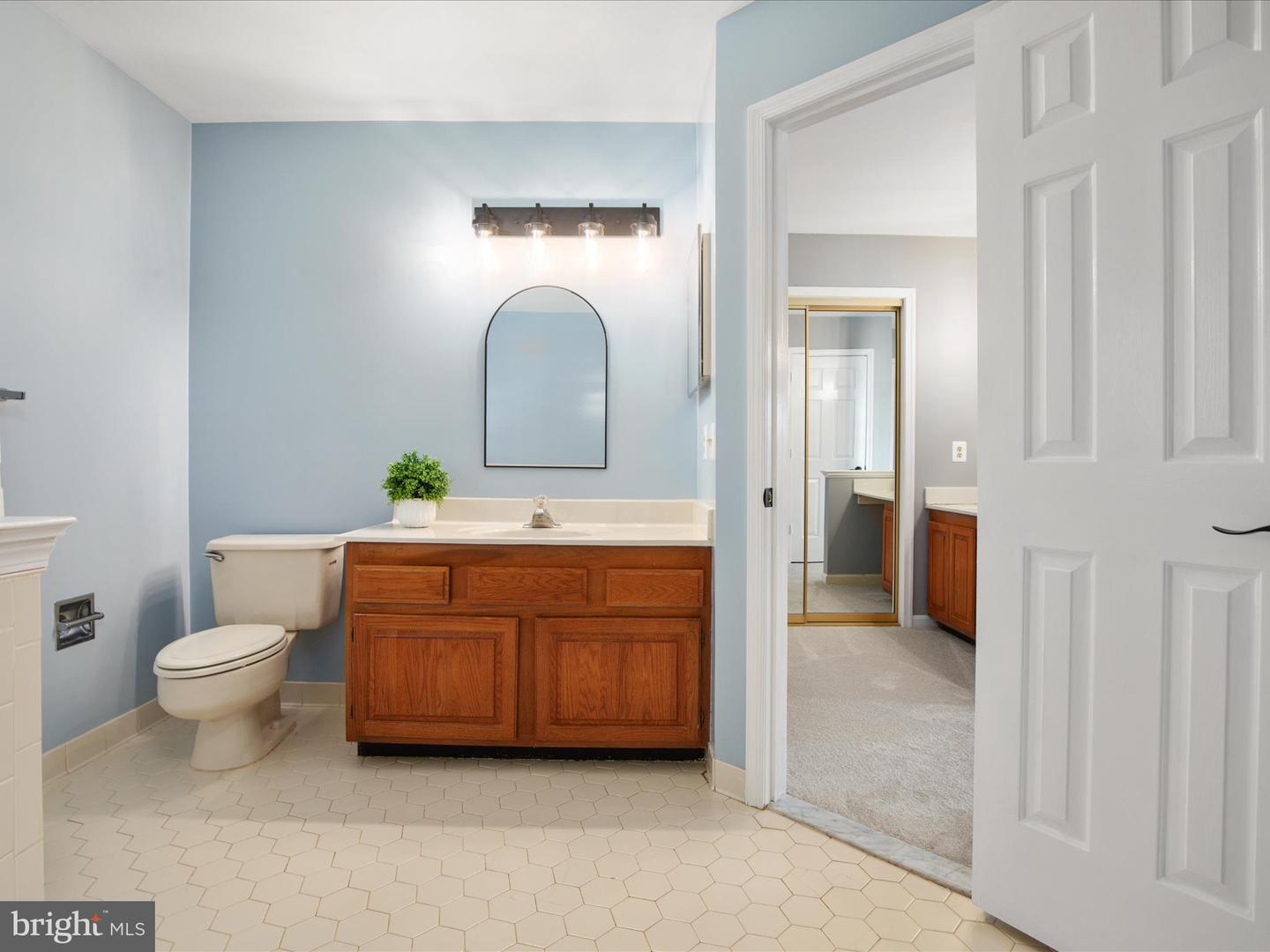 21 GRISWOLD CT, STERLING, Virginia 20165, 5 Bedrooms Bedrooms, ,3 BathroomsBathrooms,Residential,For sale,21 GRISWOLD CT,VALO2092138 MLS # VALO2092138