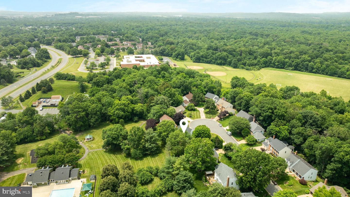 21 GRISWOLD CT, STERLING, Virginia 20165, 5 Bedrooms Bedrooms, ,3 BathroomsBathrooms,Residential,For sale,21 GRISWOLD CT,VALO2092138 MLS # VALO2092138