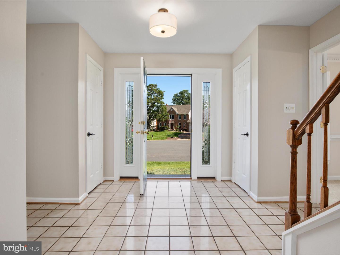 21 GRISWOLD CT, STERLING, Virginia 20165, 5 Bedrooms Bedrooms, ,3 BathroomsBathrooms,Residential,For sale,21 GRISWOLD CT,VALO2092138 MLS # VALO2092138