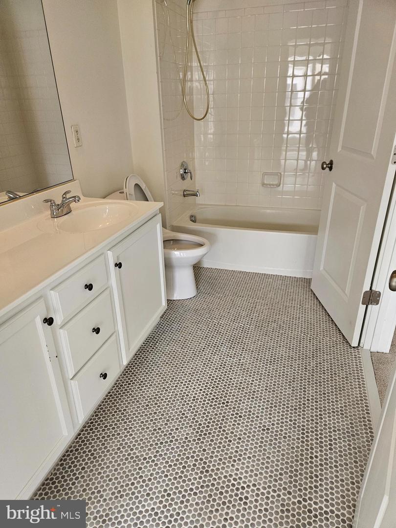 538 REGENT PL NE, WASHINGTON, District Of Columbia 20017, 3 Bedrooms Bedrooms, ,1 BathroomBathrooms,Residential,For sale,538 REGENT PL NE,DCDC2192258 MLS # DCDC2192258