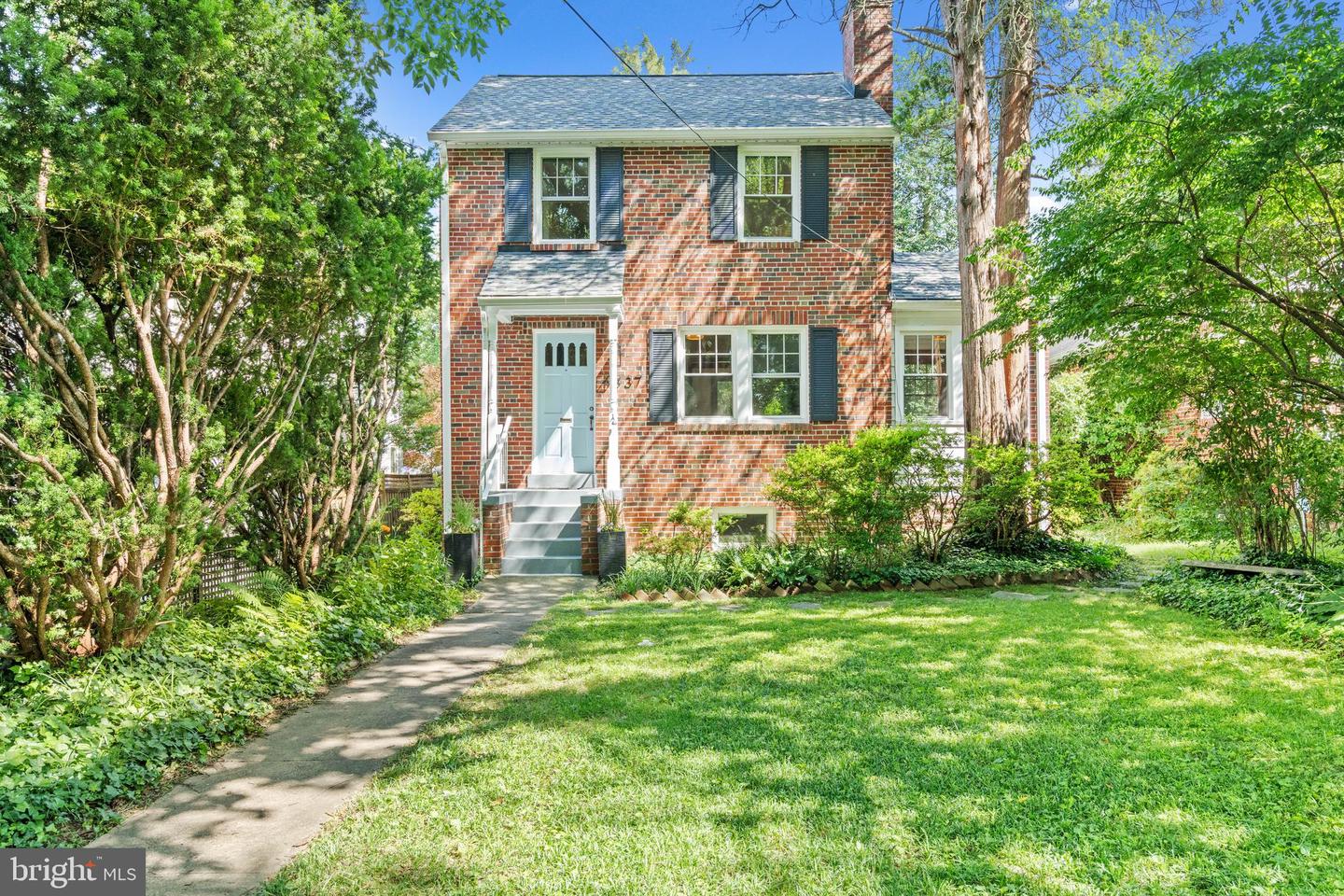 4837 WESTERN AVE NW, WASHINGTON, District Of Columbia 20016, 2 Bedrooms Bedrooms, 6 Rooms Rooms,1 BathroomBathrooms,Residential,For sale,4837 WESTERN AVE NW,DCDC2193474 MLS # DCDC2193474