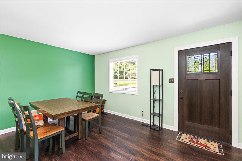 9606 RAPIDAN DR, FREDERICKSBURG, Virginia 22407, 3 Bedrooms Bedrooms, ,1 BathroomBathrooms,Residential,9606 RAPIDAN DR,VASP2034042 MLS # VASP2034042
