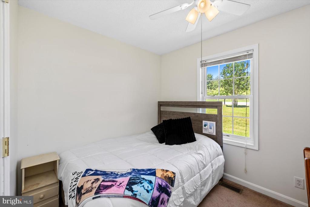 9606 RAPIDAN DR, FREDERICKSBURG, Virginia 22407, 3 Bedrooms Bedrooms, ,1 BathroomBathrooms,Residential,9606 RAPIDAN DR,VASP2034042 MLS # VASP2034042